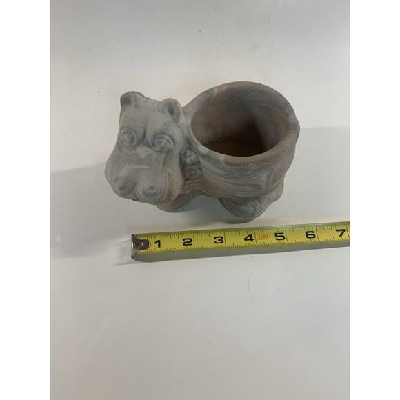 House Hippo Light Terracotta Swirl Sandstone Planter - Picture 4 of 8